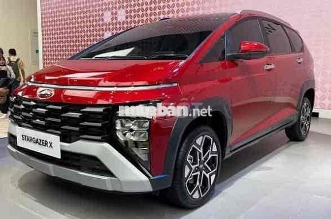 Hyundai Stargazer X 2025 Màu Đỏ