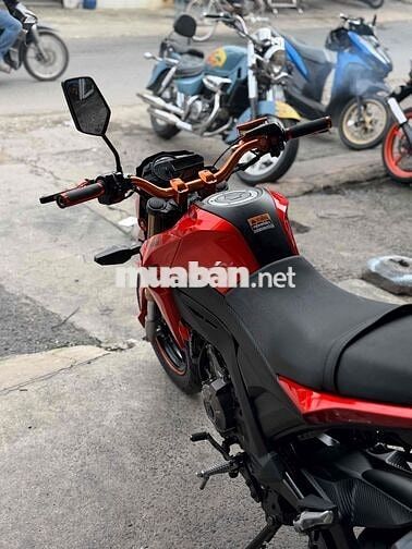 Kawasaki Z125 2016 Đỏ 10000 KM Biển SG Xe keng zin