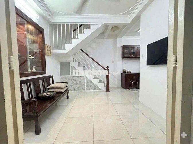 Cho thuê nhà trệt 2 lầu, 2PN 3VS, Chiến Thắng P9 Phú Nhuận
