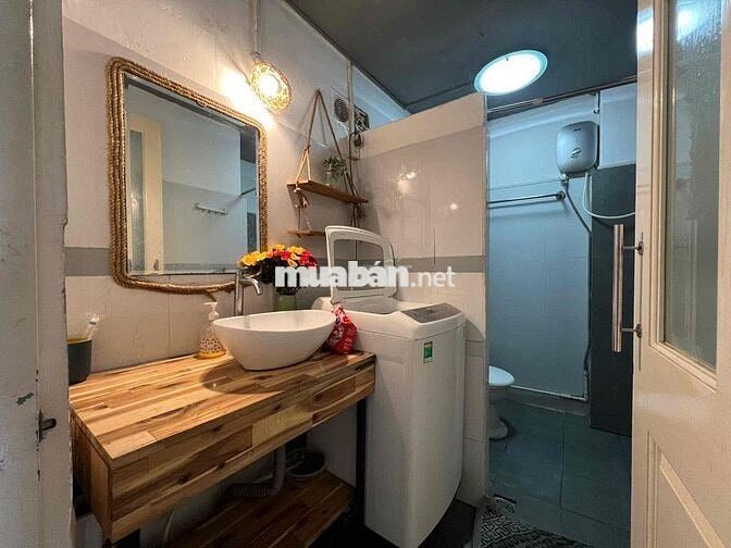 CHO THUÊ CHUNG CƯ VIEW THÀNH PHỐ SIÊU ĐẸP FULL NỘI THẤT