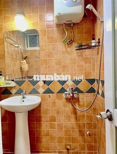Chính chủ cho thuê căn hộ 69m2:2pn,pk,2wc,3ml.. đủ n nội thất
