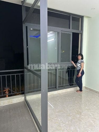 Cho thuê nhà số 19 Đường số 3, P.9, Q. Gò Vấp 4x16m, 4 tấm, 6P, 6WC