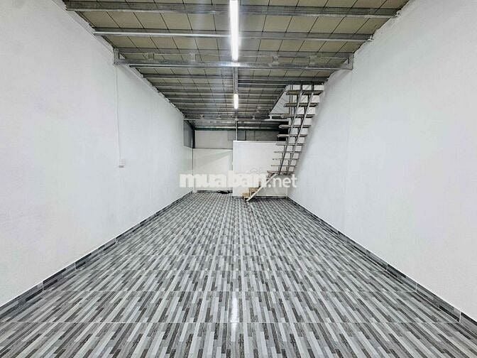 Cho thuê kho mới đường Đặng Thuỳ Trâm, DTSD 130m2. Giá 14tr/tháng