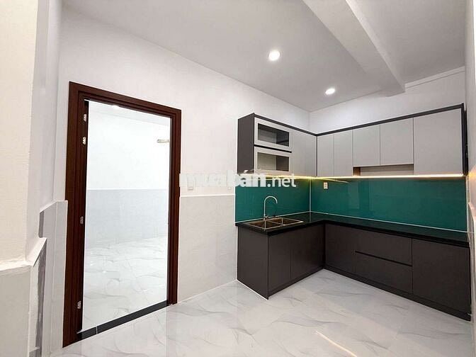 Nhà Mới Cạnh Nguyễn Sơn Tân Phú - 4m*13.5m , 3 PN Đường Trước Nhà 6m