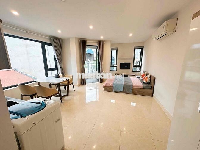 Căn hộ dịch vụ studio full đồ 37,8m2 ở 26 Nguyên Hồng Đống Đa