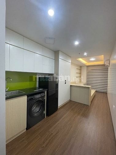 Bán căn hộ mini 11 phòng, full đồ, 7 tầng, trung tâm Ngọc Lâm, sổ đỏ