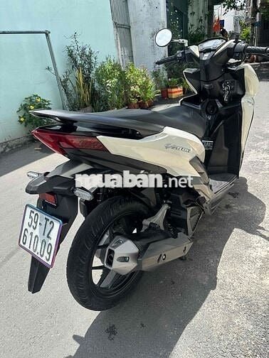 🛵🛵🛵Honda Vario 2022 Trắng bstp chính chủ