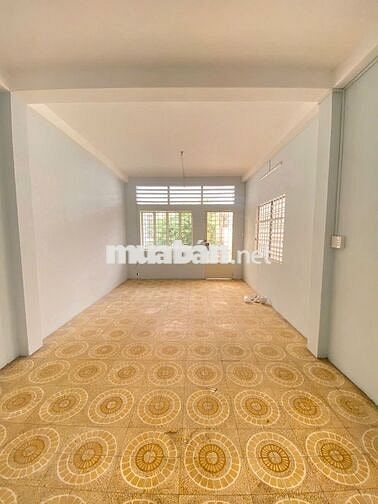 Cho thuê nhà hẻm xe hơi Nguyễn Trọng Tuyển - 4x18m- 2 Lầu