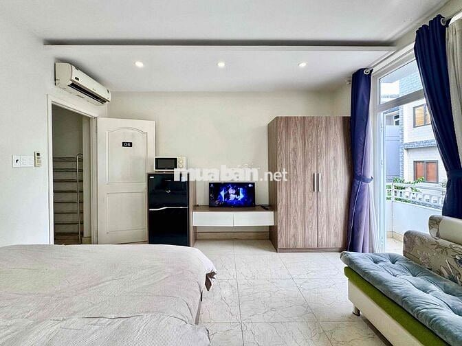 Căn hộ mới khai trương full nội thất ban công lớn khu ngã 4 Phú Nhuận