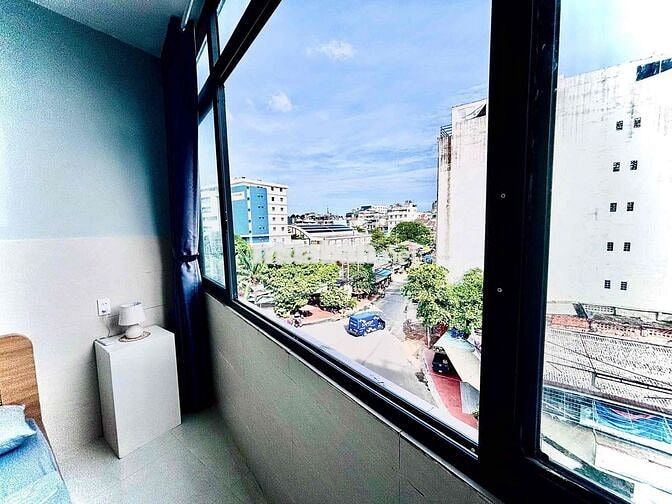 1PN+1PK Gần Sân Bay Tân Sơn Nhất, Siêu thoáng, cửa sổ lớn