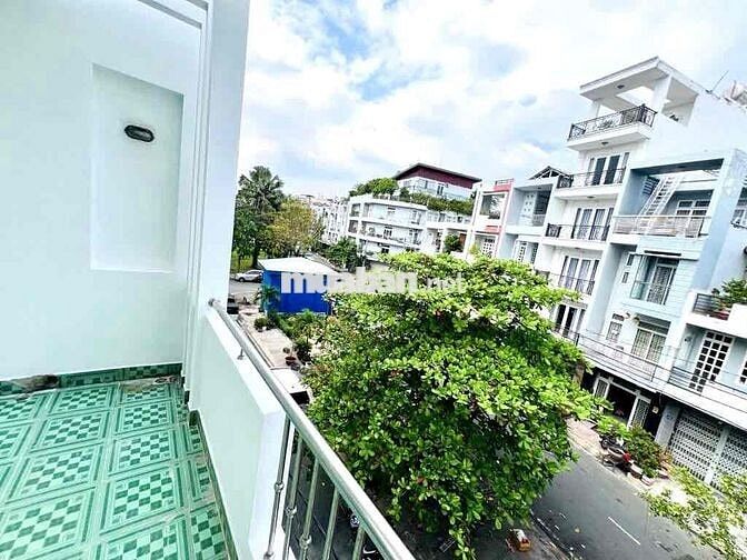 Mặt tiền đường số - khu dân cư Bình Phú - vị trí đẹp để kinh doanh