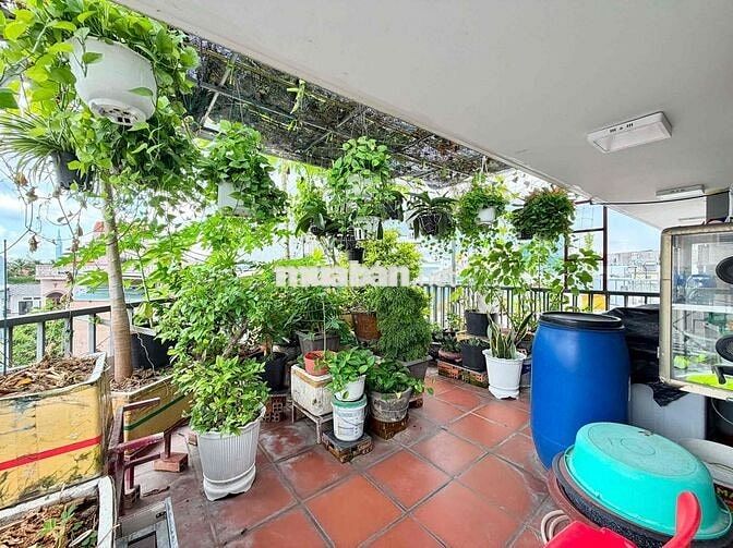 LÊ QUANG ĐỊNH - HẺM Ô TÔ 10 MÉT - 5 TẦNG - 65M2 ĐẤT SỬ DỤNG - 9.x Tỷ.