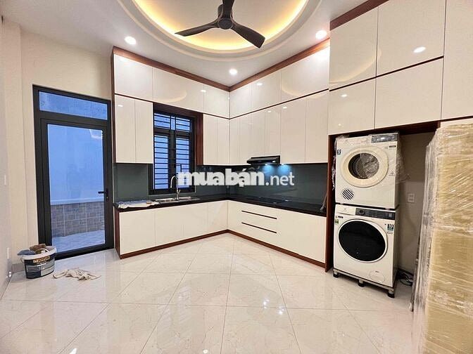CHỈ HƠN 6TỶ NHÀ 3 TẦNG 4 PN MỚI ĐẸP LINH XUÂN THỦ ĐỨC #LANANH  #Lananh