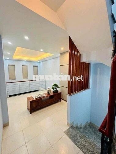 QUẬN 4 – 21m2 -dtsd 85,4 3TỶ75 -4 TẦNG + SÂN THƯỢNG –