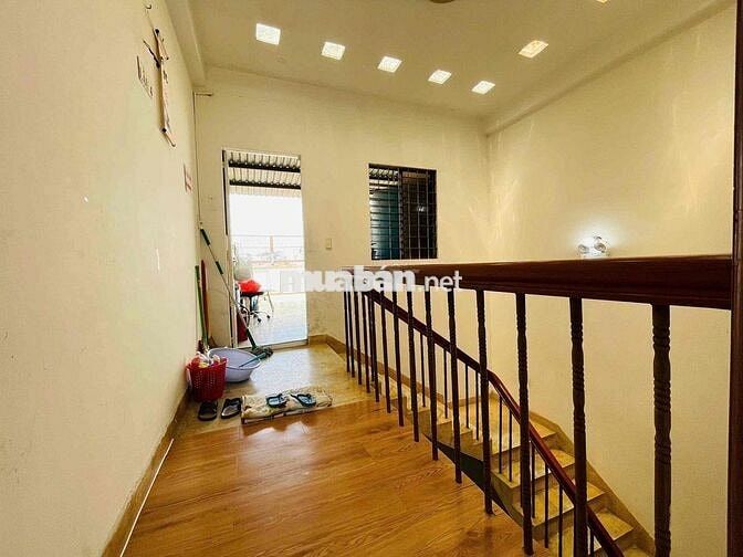 PHÒNG SIÊU RẺ CÓ BAN CÔNG RIÊNG BỰ NGAY TRUNG TÂM BÌNH THẠNH GẦN UTH