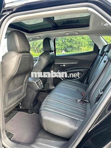 Peugeot 3008 Bản full 2018 68000 km Đen