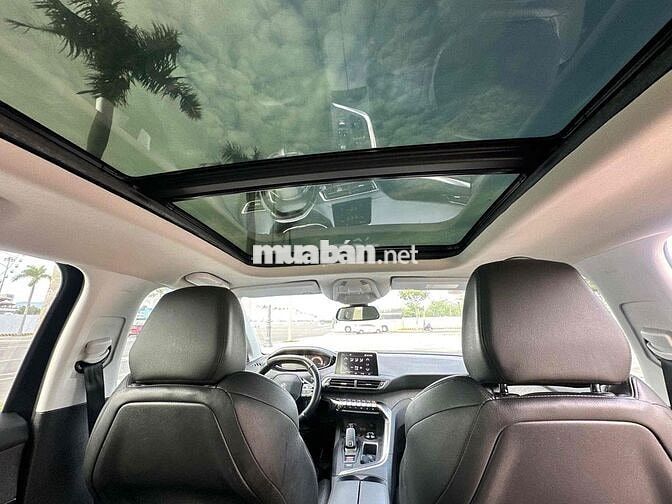 Peugeot 3008 Bản full 2018 68000 km Đen
