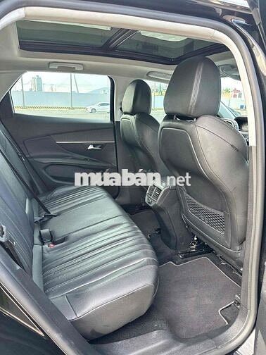 Peugeot 3008 Bản full 2018 68000 km Đen