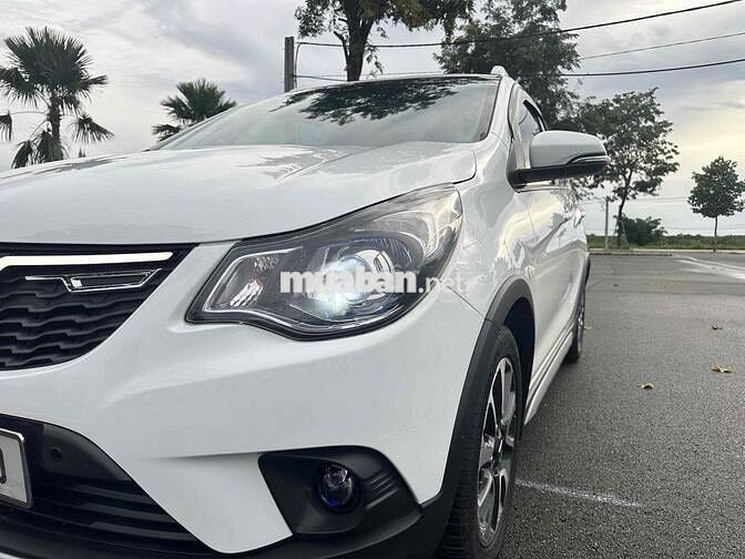 VinFast Fadil 2022 Premium Trắng