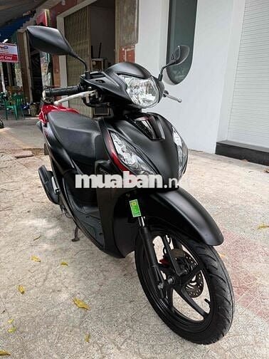 Vision 2024 bản Thể thao Đen nhám khoá ga 5000km