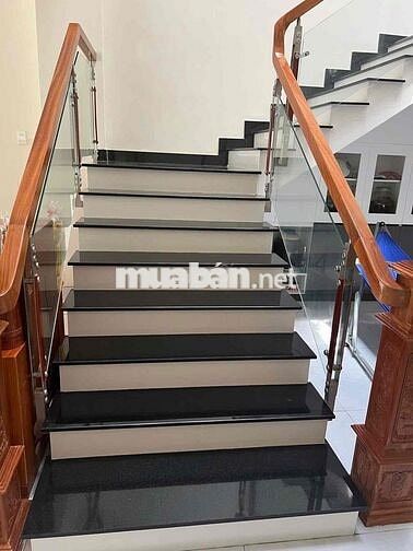 Hàng Hiếm Ngay Ngã 3 Ông Xã 3PN-3WC, 920TR/100m2 - SHR