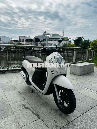 Honda Scoopy 2022 Trắng zin 100% bs 43 chính chủ