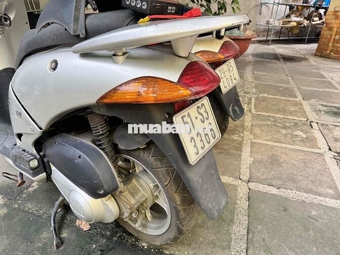 Honda @ 150 Trắng, Bạc