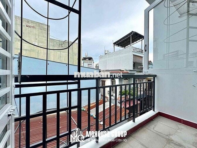 Căn hộ full nội thất ban công thoáng Cách Mạng Tháng 8 Quận 1