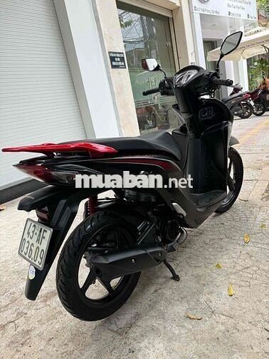 Vision 2024 bản Thể thao Đen nhám khoá ga 5000km