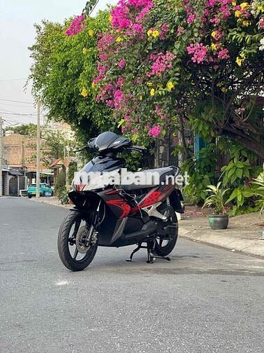 Honda Airblade 110 Thái 2011 Đen đỏ