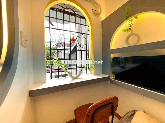 Ngay Vạn Hạnh Mall_CHDV_Balcony cửa sổ to đón nắng_Full NT_1PN_Bếptách