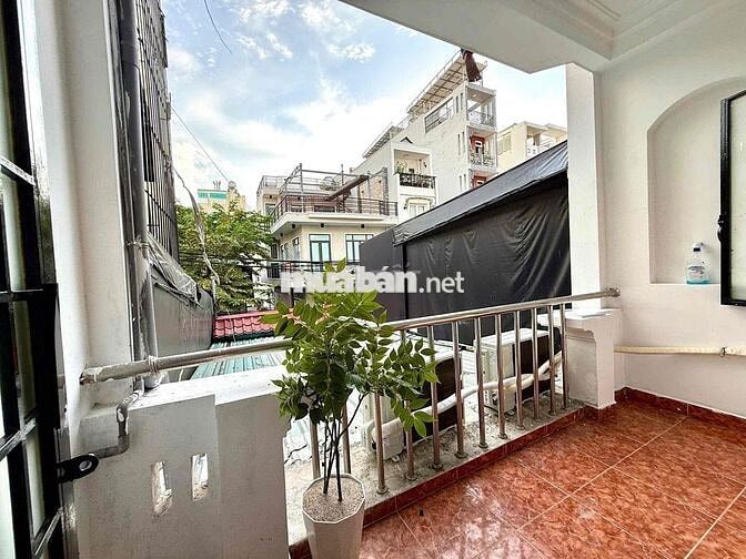 Ngay Vạn Hạnh Mall_CHDV_Balcony cửa sổ to đón nắng_Full NT_1PN_Bếptách