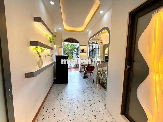 Ngay Vạn Hạnh Mall_CHDV_Balcony cửa sổ to đón nắng_Full NT_1PN_Bếptách