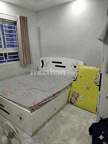 Căn hộ chung cư sát chợ đầu mới bình điền, gần trường học, bv , ủy ban