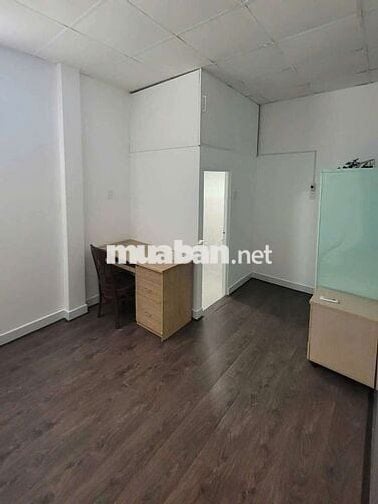 cho thuê nhà đúc lầu hẻm 275/75/ quang trung p10 GV nhà đẹp giá 7tr
