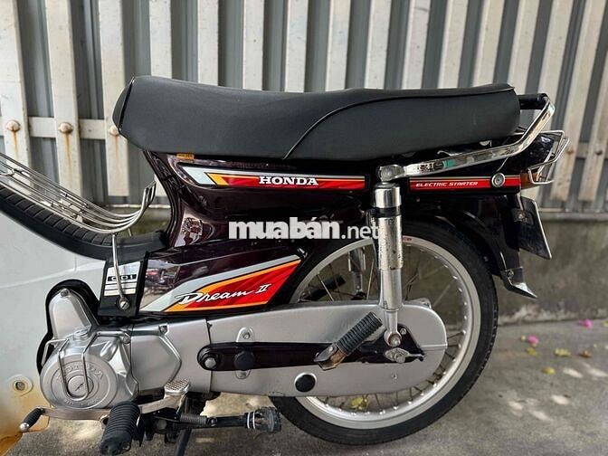 Honda Dream Thái Nâu trắng