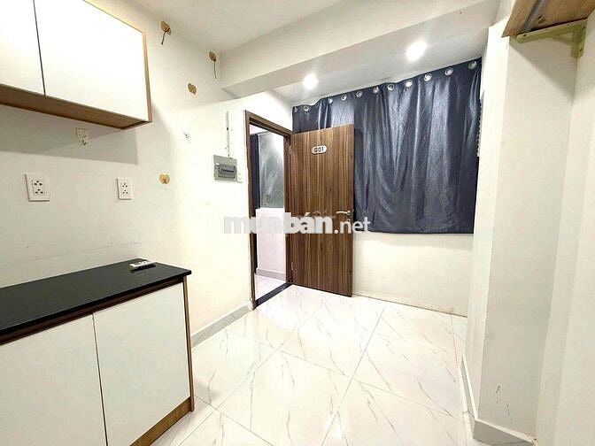 🏡Cho thuê phòng giá tốt 3,Xx Tô Hiến Thành Q10 Thang máy hầm xe✅