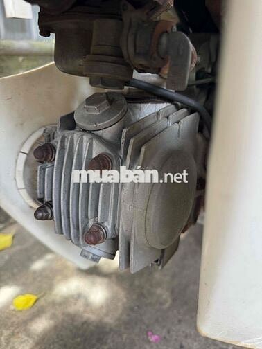 Honda Dream Thái Nâu trắng