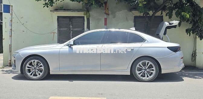 VinFast Lux A2.0 Plus 2022 Bạc