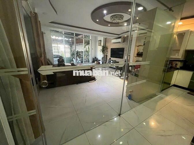 BIỆT THỰ CHO THUÊ NGUYỄN MINH HOÀNG. 7X20M. TRỆT 3 LẦU. SẴN MÁY LẠNH