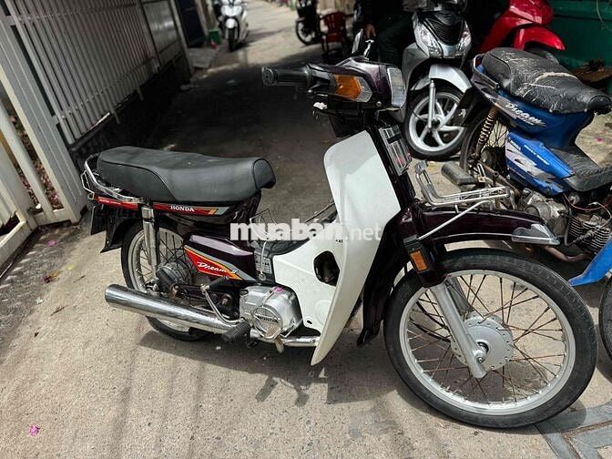 Honda Dream Thái Nâu trắng