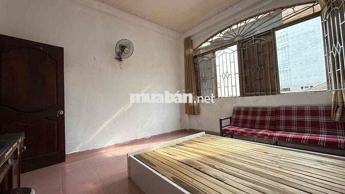 Cho thuê phòng ngay trung tâm q5 gần đại học y dược