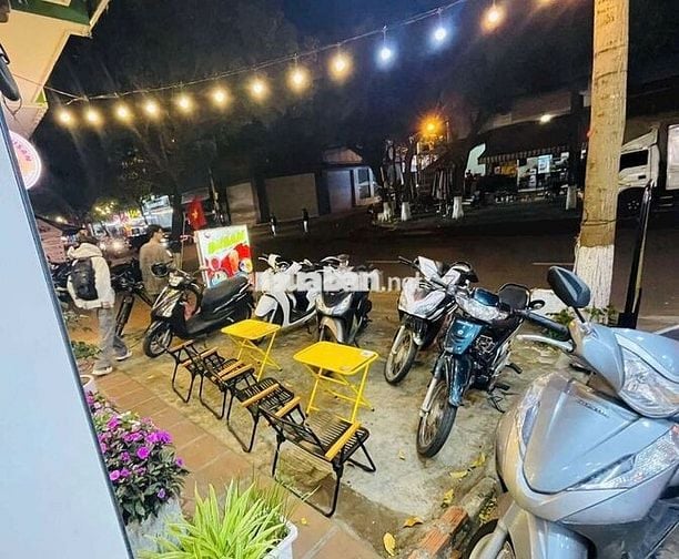 Cho thêu nhà Nguyên 1trêt 2 lâu 69 nguyễn đình chiểu bmt daklak
