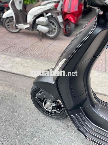 Piaggio Sprint Iget ABS cuối 2018 Đen