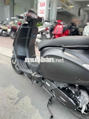 Piaggio Sprint Iget ABS cuối 2018 Đen