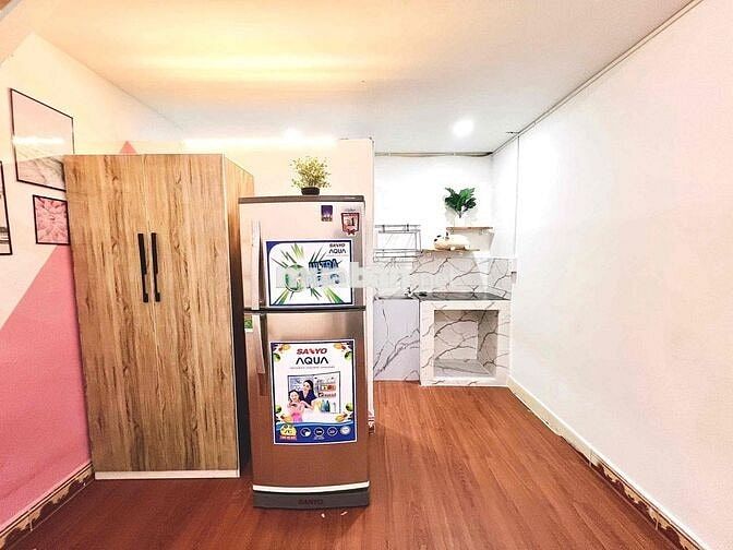 PHÒNG RỘNG GÁC CAO - GIÁ RẺ - TRỆT - FREE XE