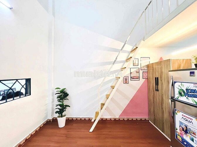 PHÒNG RỘNG GÁC CAO - GIÁ RẺ - TRỆT - FREE XE