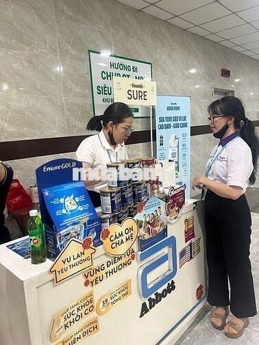 NHÂN VIÊN BÁN SỮA TẠI BỆNH VIỆN GIA ĐỊNH