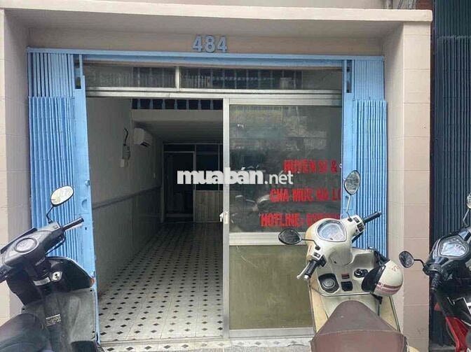 Nhà mặt tiền Bà Hạt Q.10, trệt lầu 2PN, 16 triệu