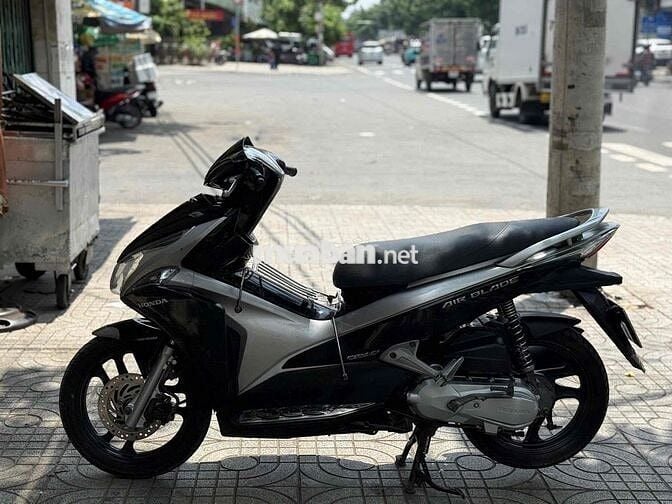 Honda Air Blade Fi biển 71 chính chủ